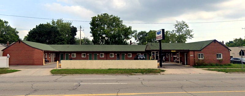 Park Motel - 2023 Street View (newer photo)